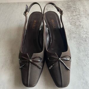 Vaneli, Chocolate Brown, Kiten Heels, 7.5
